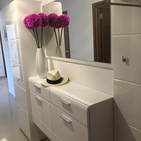 Apartment Crystal Apartman