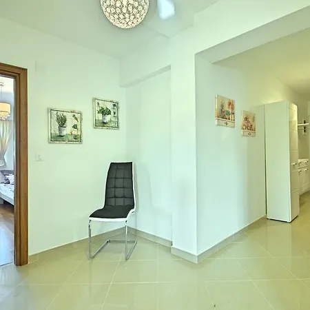 Apartment Crystal Apartman