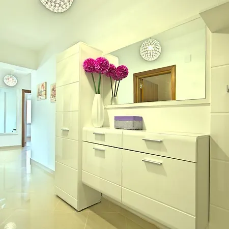 Apartment Crystal Apartman Poreč