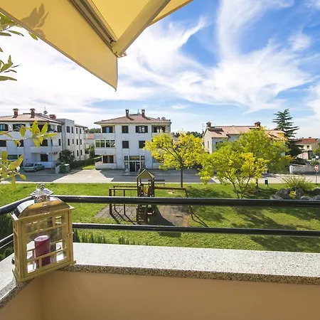 Crystal Apartman Apartment